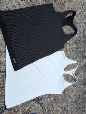 Womens 2 dri fit tanks
